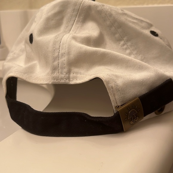 Eat Your Water hat - Picture 2 of 3